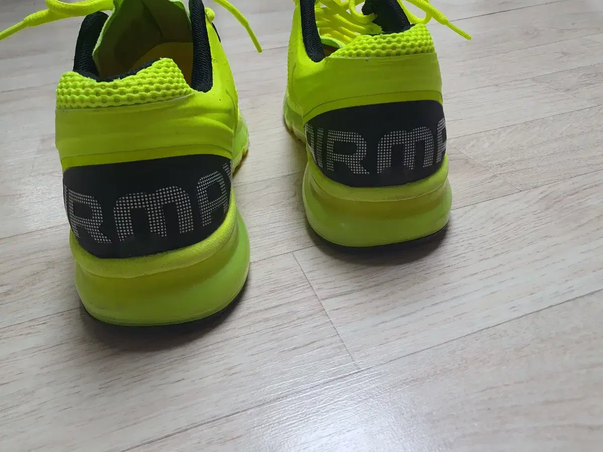 thumbnail-4